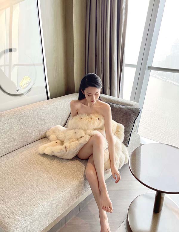 纽约外围女经纪人