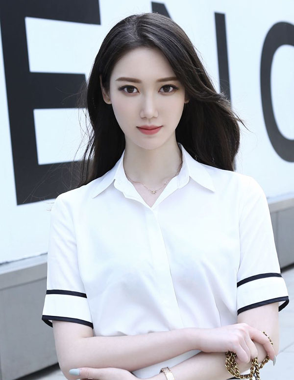 纽约伴游模特